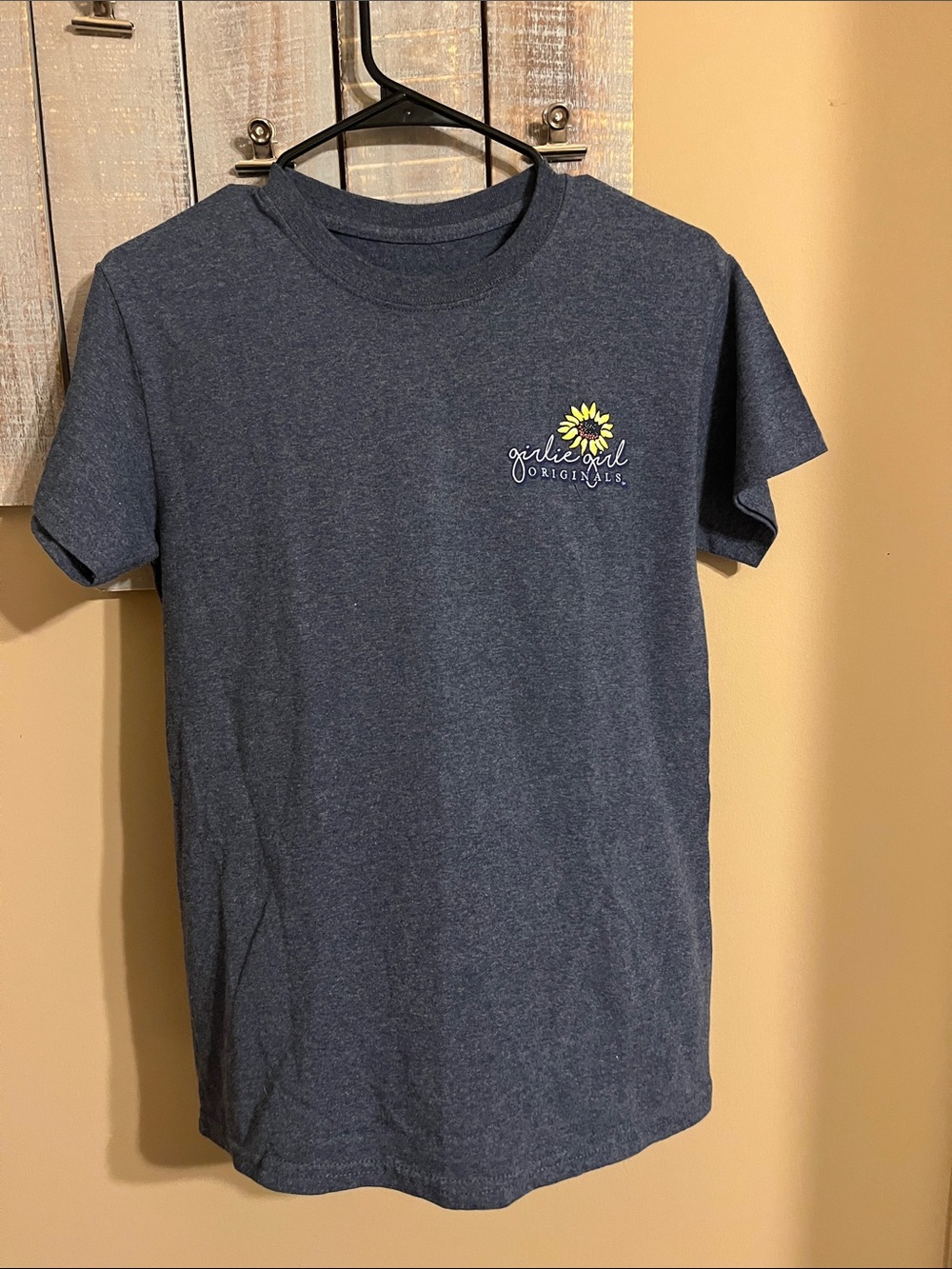 GilleGirl Originals Women's Navy Sunflower Short Sleeve Tee